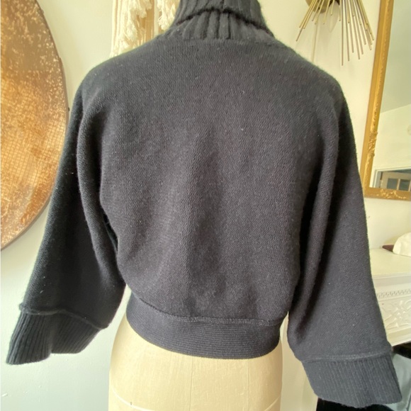 Club Monaco heavy wool cropped cardigan - Picture 3 of 6